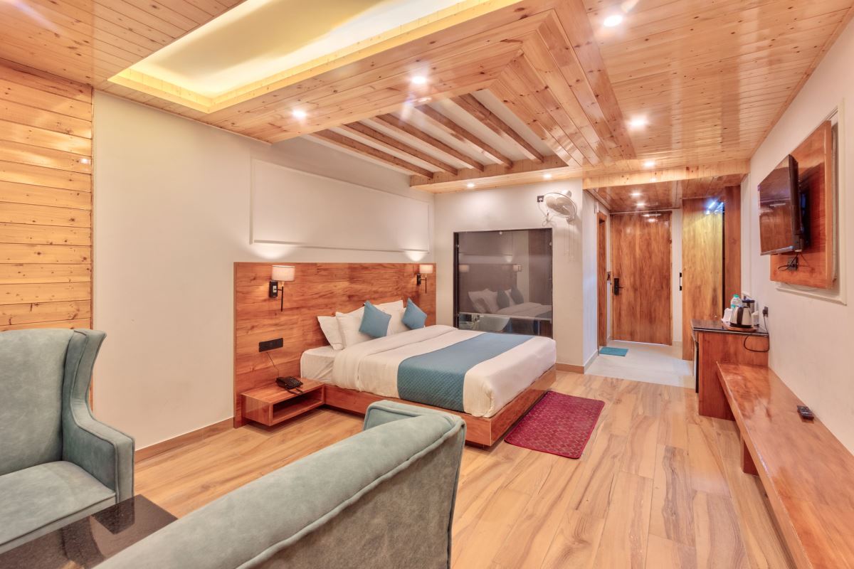 Water Front Room